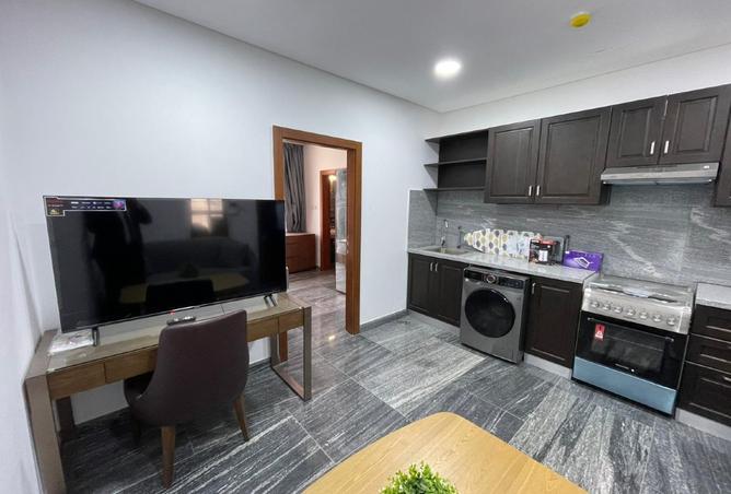 984208 - Property Image 3