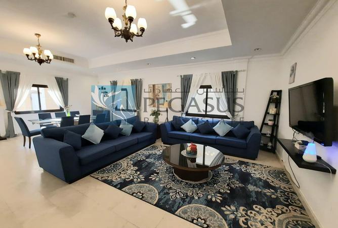 738978 - Property Image 2