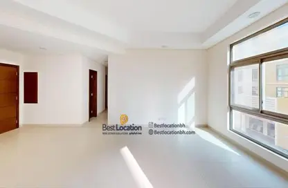 Apartment - 3 Bedrooms - 4 Bathrooms for sale in Isa Town - Central Governorate
