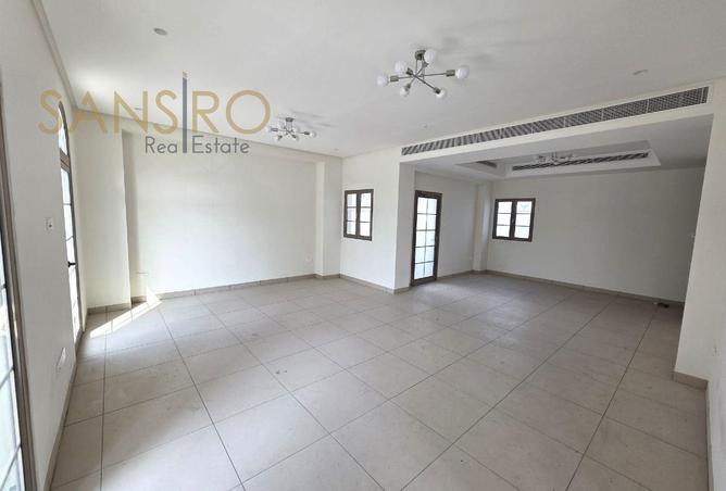 984982 - Property Image 3