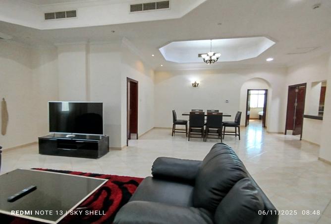 968814 - Property Image 3