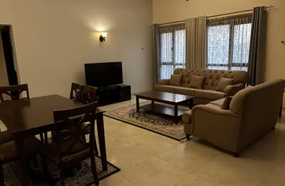 شقة - 2 غرف نوم - 2 حمامات للايجار في سار - المحافظة الشمالية