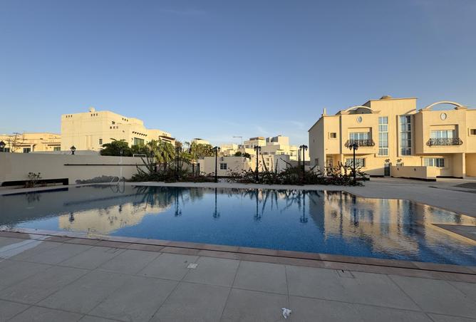 936098 - Property Image 2