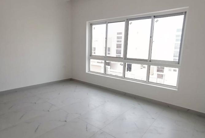 972346 - Property Image 3