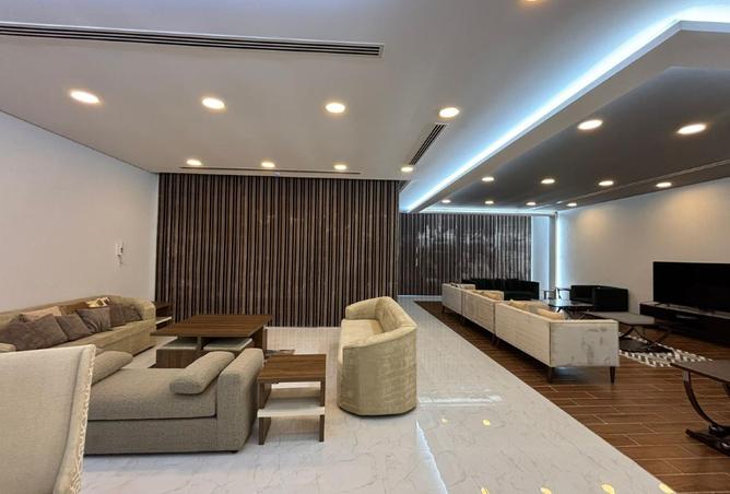 976892 - Property Image 3