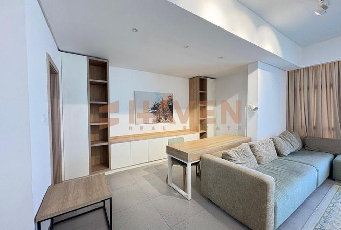 991927 - Property Image 3