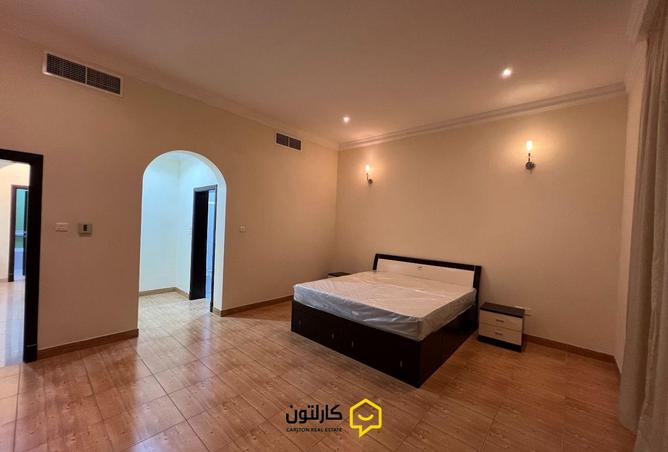 944754 - Property Image 2