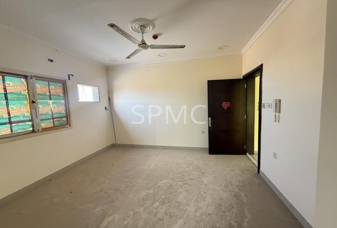 975761 - Property Image 2