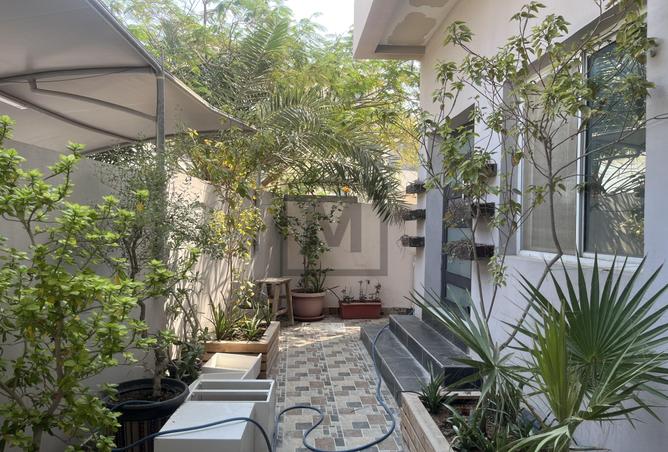 959830 - Property Image 3
