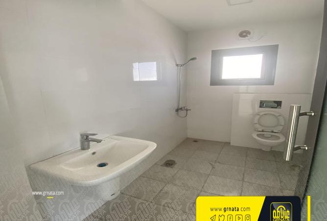 737395 - Property Image 3