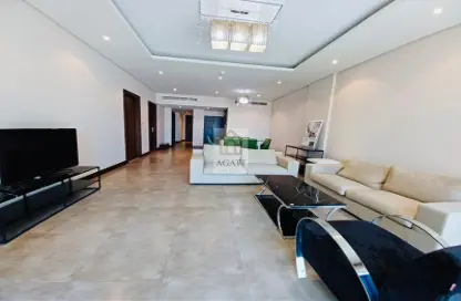 Living Room image for: Apartment - 3 Bedrooms - 5 Bathrooms for rent in Amwaj Avenue - Amwaj Islands - Muharraq Governorate, Image 1