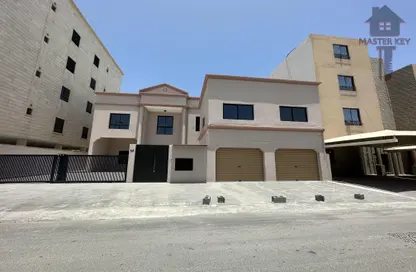 Villa - 5 Bedrooms - 5 Bathrooms for sale in Tubli - Central Governorate