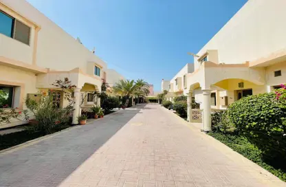 Villa - 3 Bedrooms - 4 Bathrooms for rent in Saar - Northern Governorate