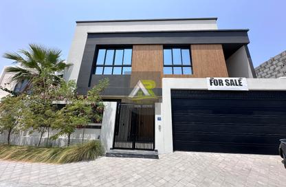 Villa - 4 Bedrooms - 5 Bathrooms for sale in Saar - Northern Governorate