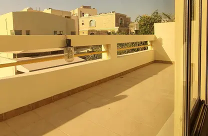 شقة - 4 غرف نوم - 3 حمامات للايجار في الحد - المحرق