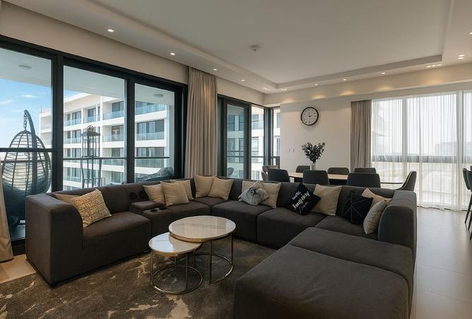 990384 - Property Image 2