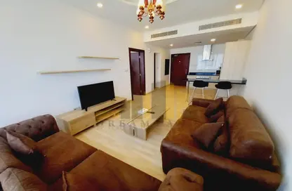 Apartment - 1 Bedroom - 2 Bathrooms for rent in Al Juffair - Capital Governorate