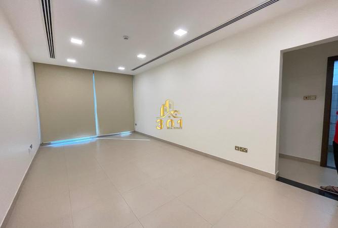 962179 - Property Image 2