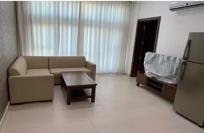 صورة لـ غرفة المعيشة شقة - غرفة نوم - 1 حمام للايجار في الماحوز - المنامة - محافظة العاصمة ، صورة رقم 1
