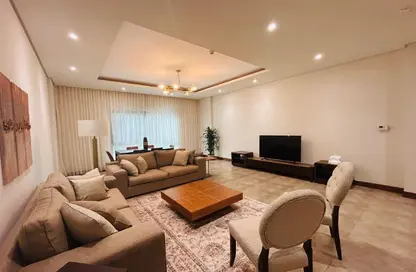 Apartment - 2 Bedrooms - 2 Bathrooms for rent in Amwaj Avenue - Amwaj Islands - Muharraq Governorate