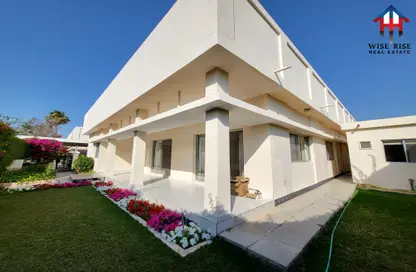 Compound - 4 Bedrooms - 4 Bathrooms for rent in Jannusan - Northern Governorate