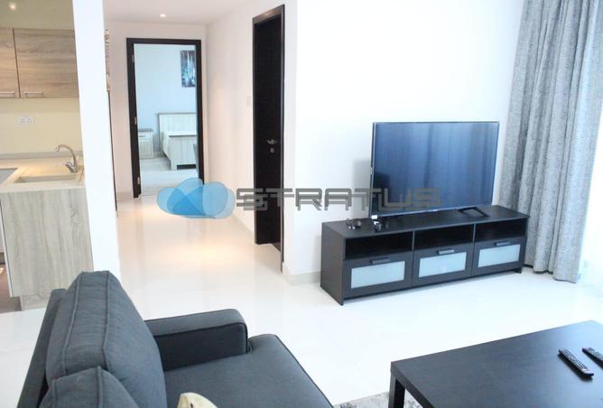 876353 - Property Image 2