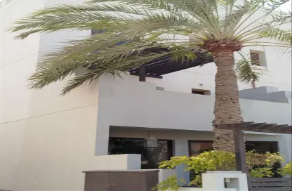 Villa - 4 Bedrooms - 4 Bathrooms for rent in Amwaj Islands - Muharraq Governorate