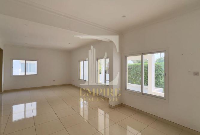 958760 - Property Image 3