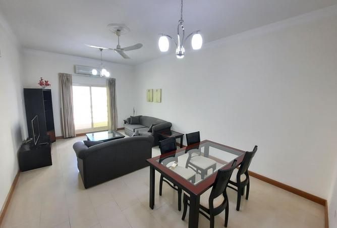 954416 - Property Image 2
