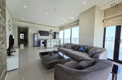 Apartment - 1 Bedroom - 2 Bathrooms for rent in Al Juffair - Capital Governorate