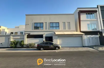 Villa - 4 Bedrooms - 7 Bathrooms for sale in Tubli - Central Governorate