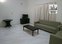 شقة - 1 غرفة نوم - 2 حمامات للكراء في شارع المعارض - الحورة - محافظة العاصمة