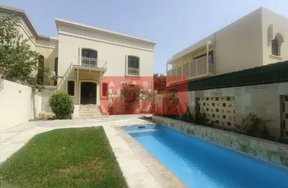 Villa - 4 Bedrooms - 4 Bathrooms for rent in Mahooz - Manama - Capital Governorate