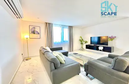 Apartment - 2 Bedrooms - 2 Bathrooms for rent in Seef - Capital Governorate