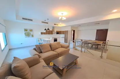 Whole Building - 3 Bedrooms - 3 Bathrooms for sale in Amwaj Avenue - Amwaj Islands - Muharraq Governorate