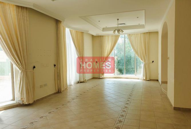 950364 - Property Image 2