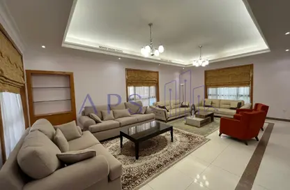 Villa - 4 Bedrooms - 4 Bathrooms for rent in Janabiya - Northern Governorate