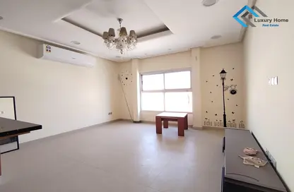 Apartment - 2 Bedrooms - 2 Bathrooms for rent in Hidd - Muharraq Governorate