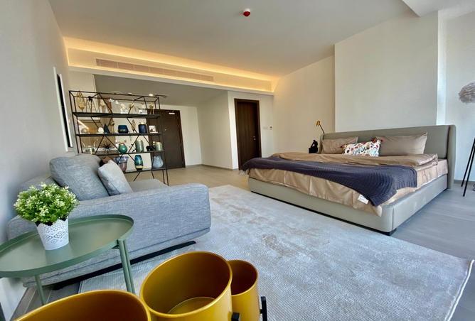 975570 - Property Image 2