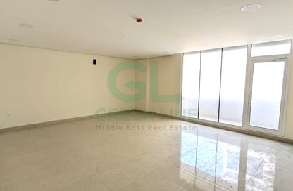 Apartment - 5 Bedrooms - 5 Bathrooms for sale in Hidd - Muharraq Governorate