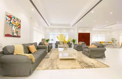 Villa - 4 Bedrooms - 4 Bathrooms for rent in Saar - Northern Governorate