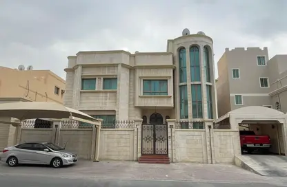 فيلا - 5 غرف نوم - 6 حمامات للبيع في الرفاع الشرقي - الرفاع - المحافظة الجنوبية