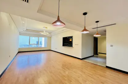 شقة - 3 غرف نوم - 3 حمامات للبيع في أبراج اللولو - المنامة - محافظة العاصمة