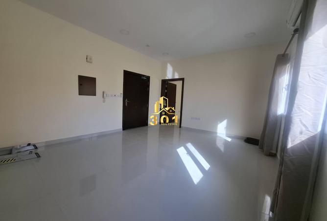 970208 - Property Image 2