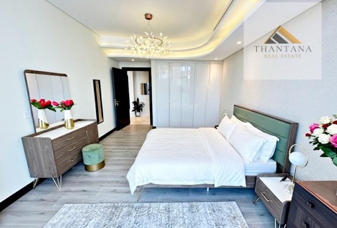 968000 - Property Image 2