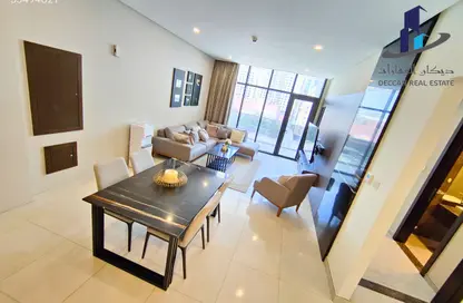 Apartment - 2 Bedrooms - 2 Bathrooms for rent in Al Juffair - Capital Governorate