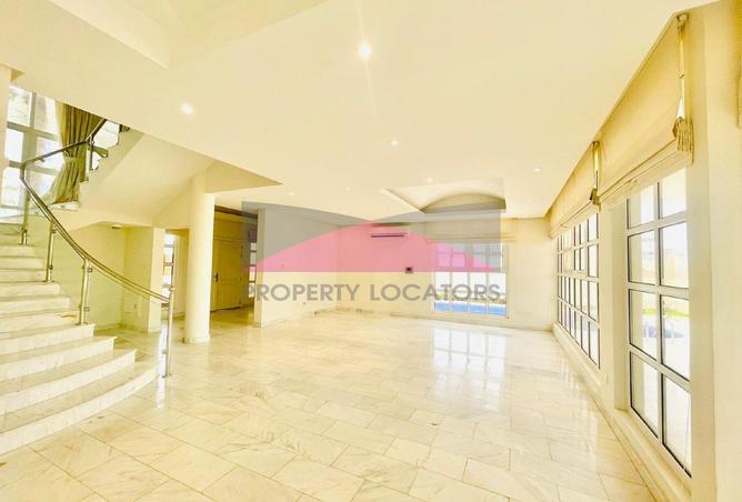 974320 - Property Image 3