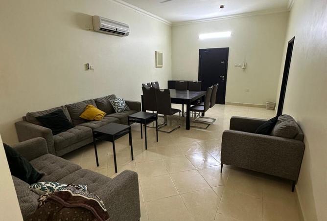 975759 - Property Image 2