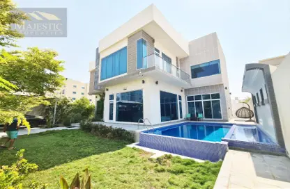 Villa - 4 Bedrooms - 6 Bathrooms for sale in Hamad Town - Northern Governorate
