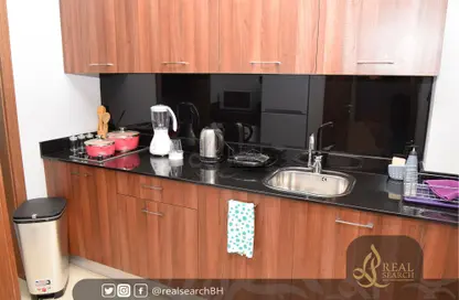 Kitchen image for: Apartment - 1 Bathroom for sale in Sanabis - Manama - Capital Governorate, Image 1